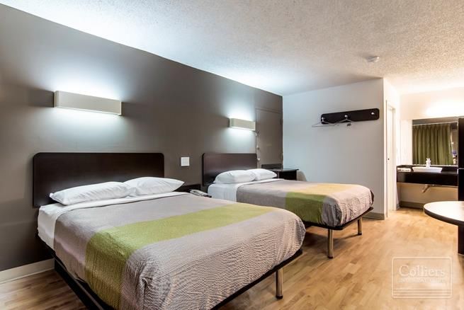 Motel 6/Studio 6 Offered Unencumberedby Debt and Management: 1513 Lafayette Pkwy, Lagrange, GA 30241